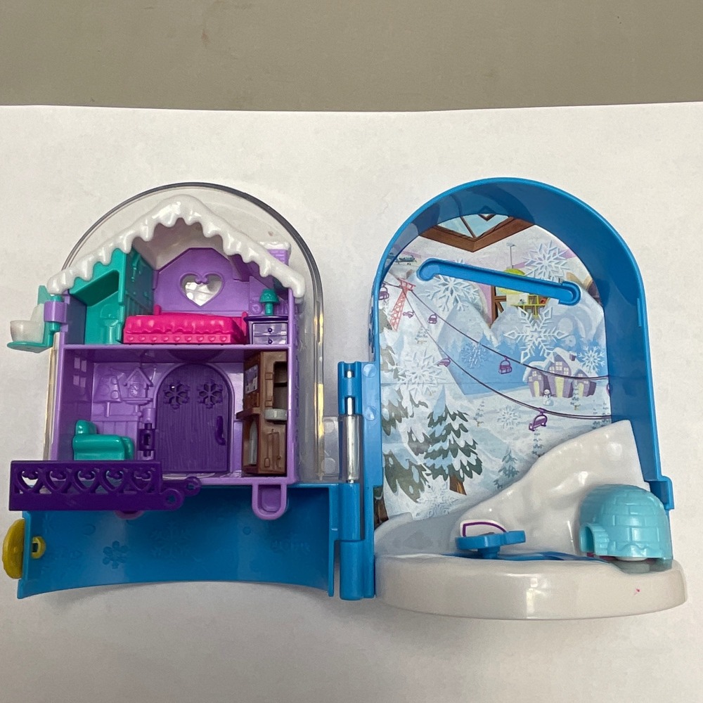 Mattel Polly Pocket Snow Globe Winter Cabin Kids Blue Purple Playset No Dolls
